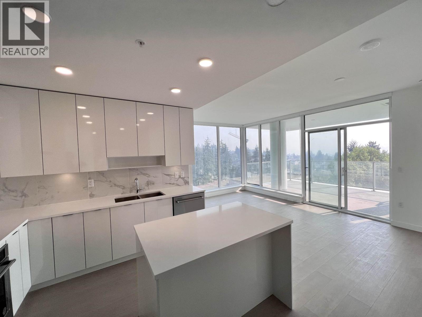 704 555 Sydney Avenue, Coquitlam, British Columbia  V3K 0G5 - Photo 4 - R3058562