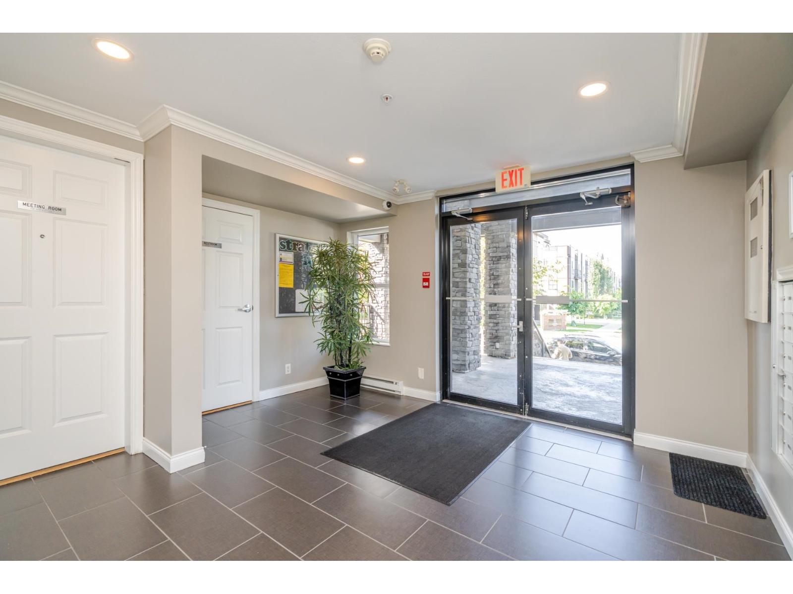 409 5474 198th Street, Langley, British Columbia  V3A 1G2 - Photo 29 - R3051074