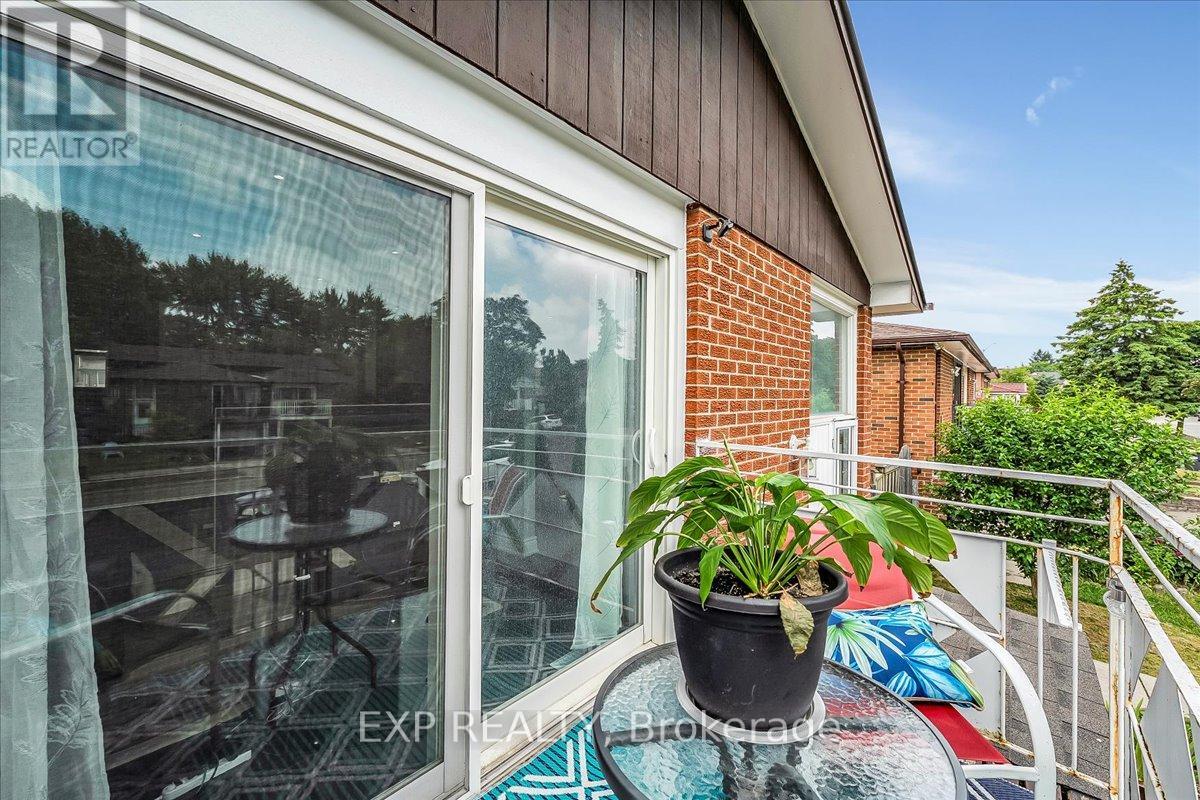 135 Mill Street N, Brampton, Ontario  L6X 2P1 - Photo 12 - W12469766