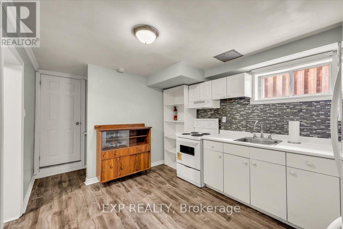 135 Mill Street N, Brampton, Ontario  L6X 2P1 - Photo 33 - W12469766