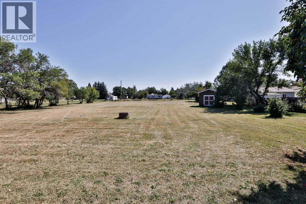 425 N 100 W, Raymond, Alberta  T0K 2S0 - Photo 23 - A2251553