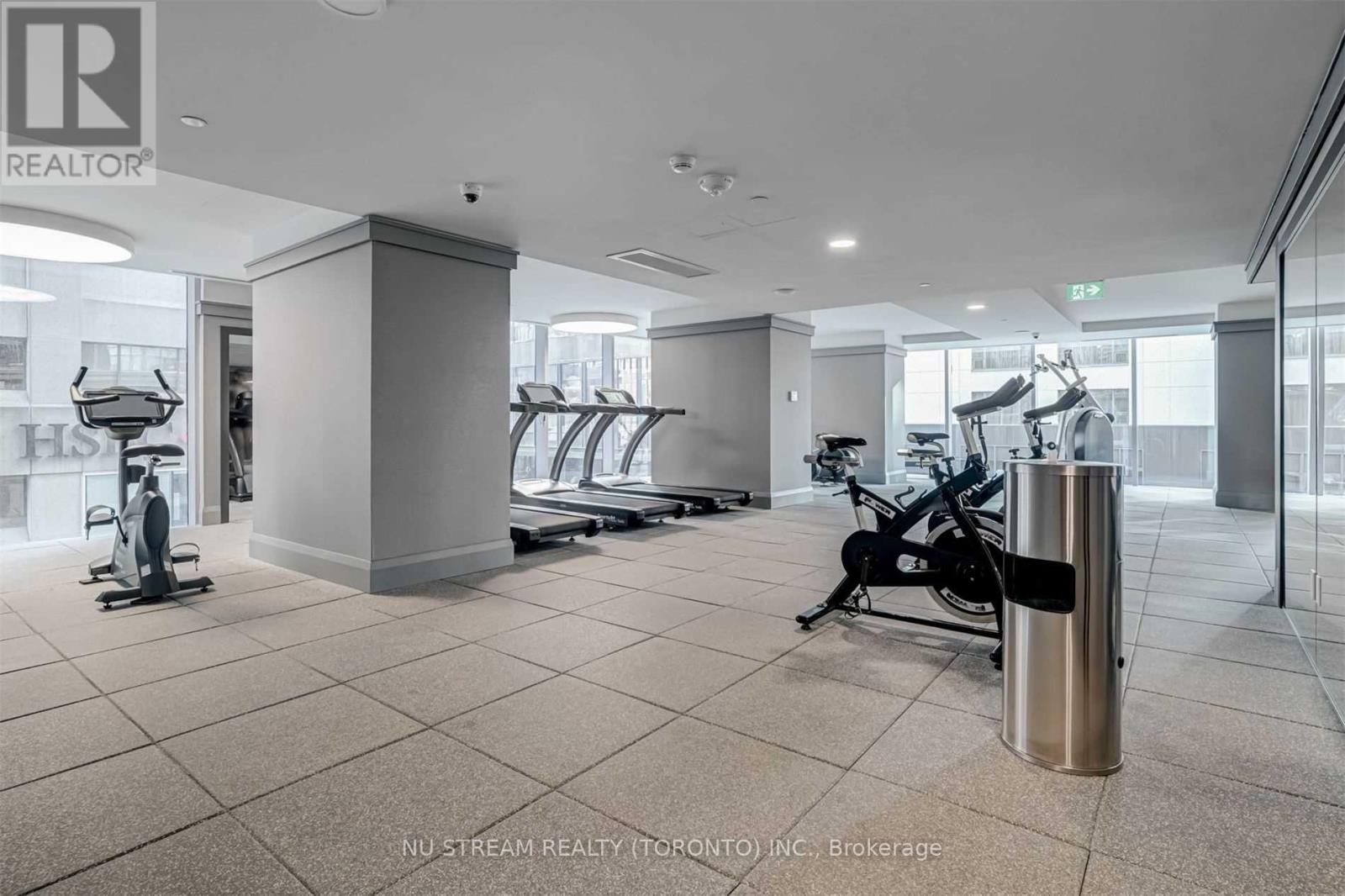1407 - 188 Cumberland Street, Toronto, Ontario  M5R 0B6 - Photo 4 - C12469775