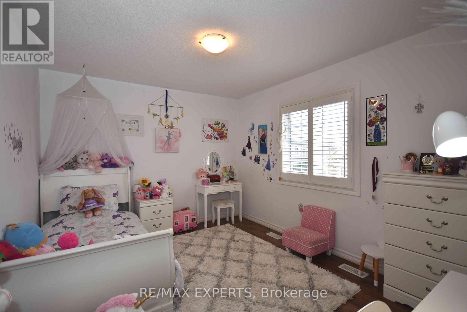 136 Donald Stewart Crescent, East Gwillimbury, Ontario  L0G 1M0 - Photo 22 - N12469546
