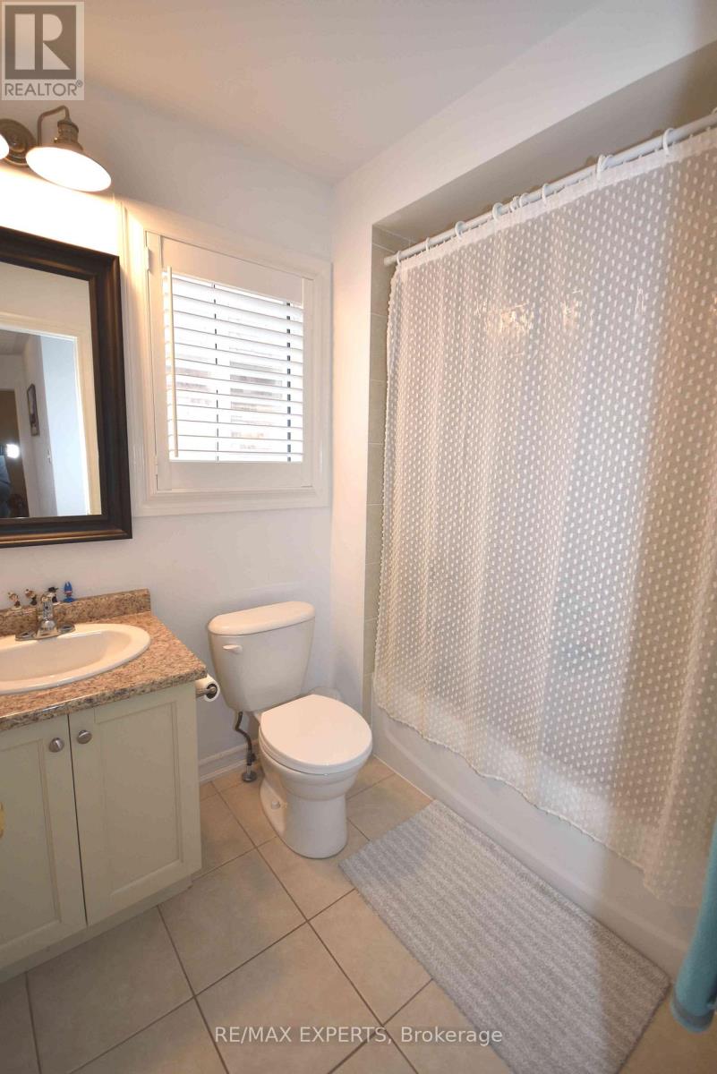 136 Donald Stewart Crescent, East Gwillimbury, Ontario  L0G 1M0 - Photo 24 - N12469546