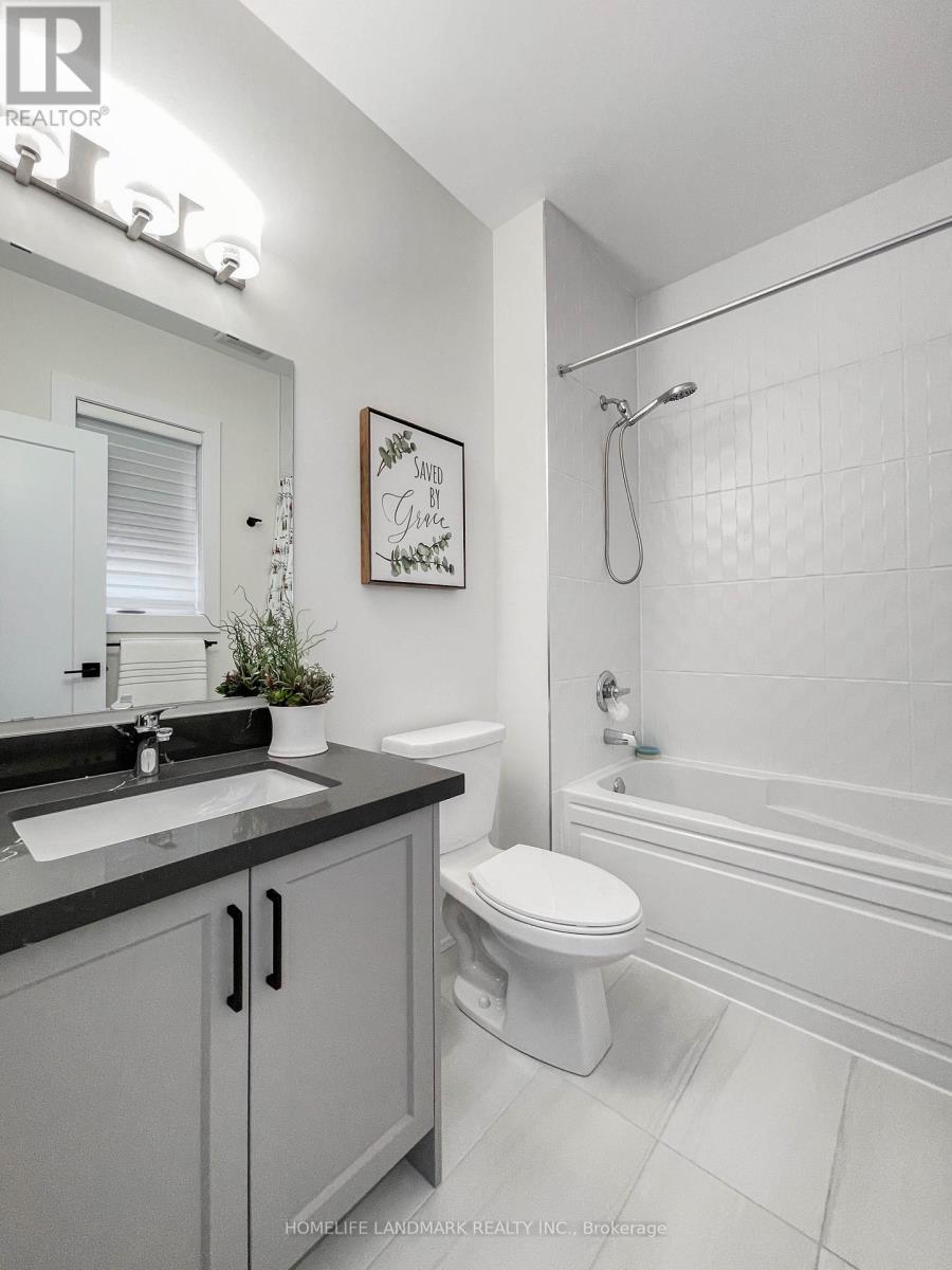 5 Parkstone Road, Markham, Ontario  L6C 3K2 - Photo 21 - N12469776