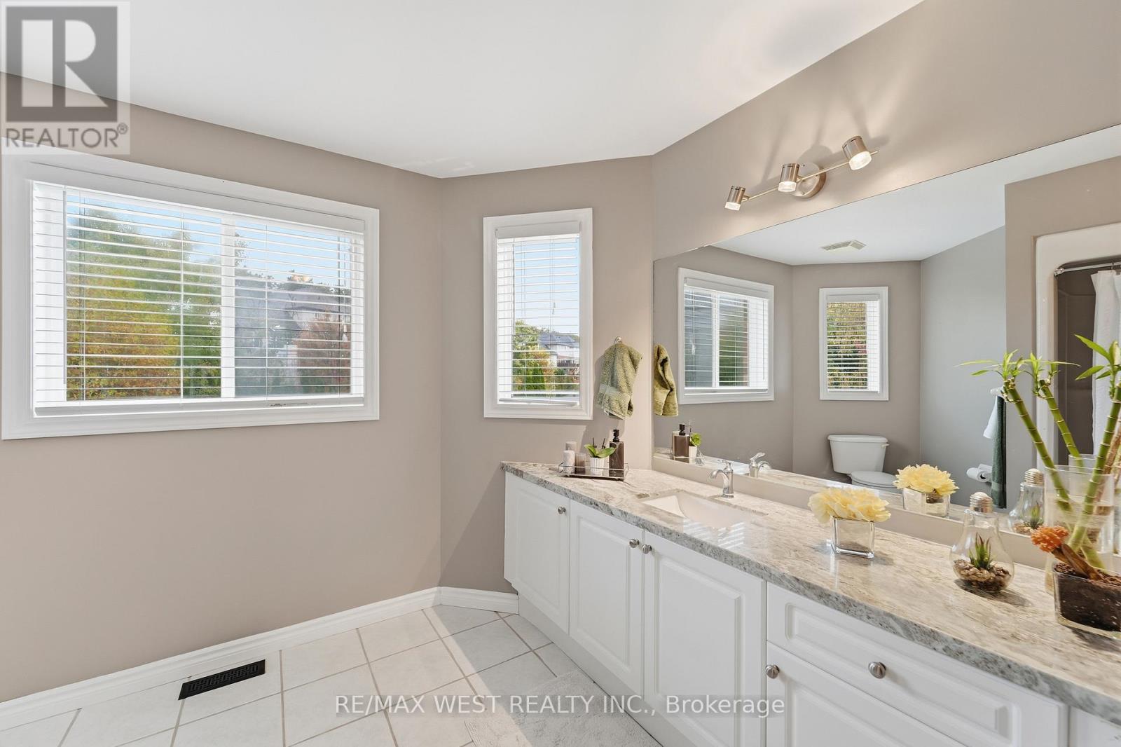 30 Ruffet Drive, Barrie, Ontario  L4N 0P1 - Photo 23 - S12469784