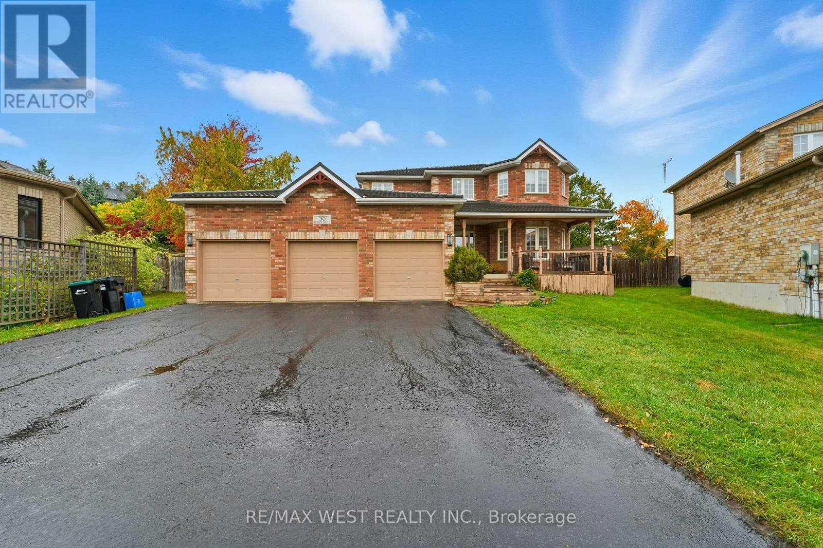 30 Ruffet Drive, Barrie, Ontario  L4N 0P1 - Photo 3 - S12469784