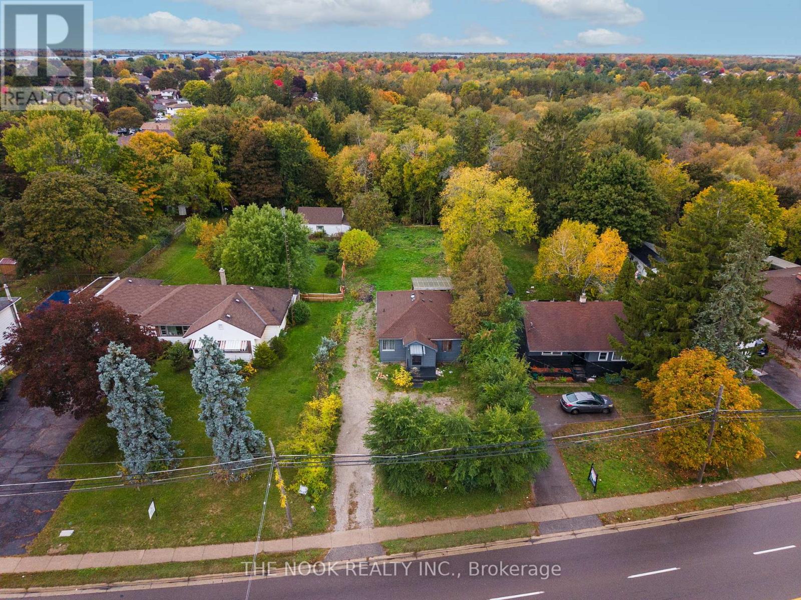 1496 SIMCOE STREET N, Oshawa, Ontario