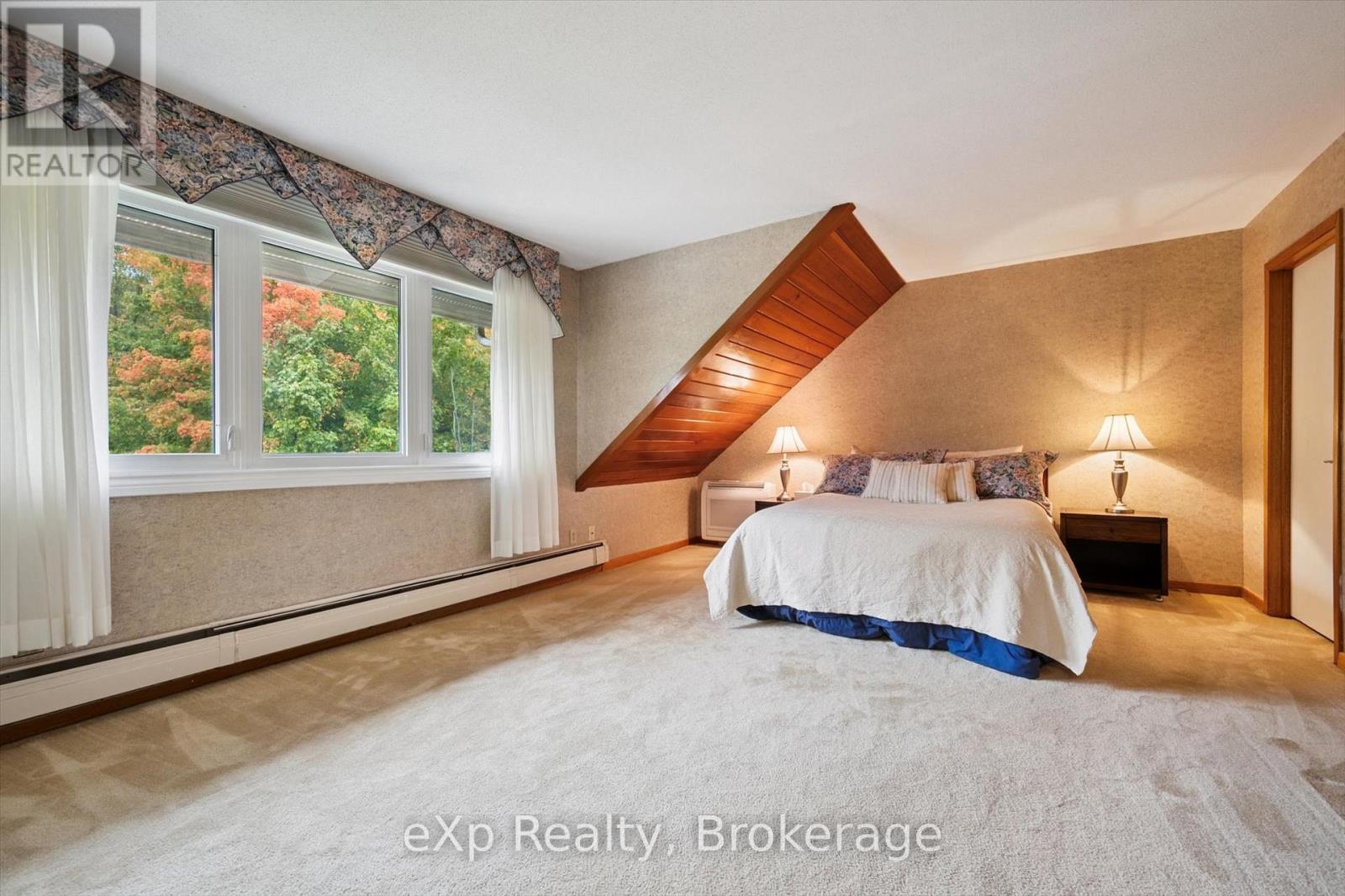 32 Glenholme Drive, Guelph, Ontario  N1L 1C2 - Photo 16 - X12469790
