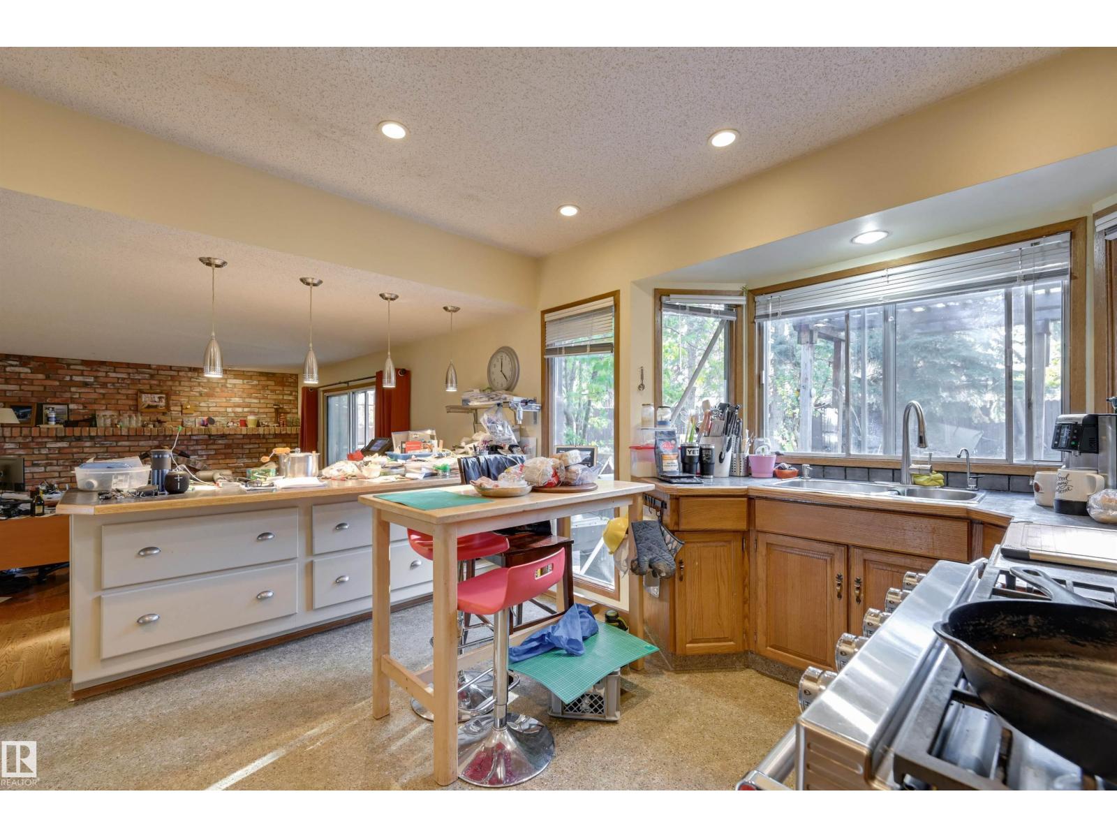 10463 21 Av Nw Nw, Edmonton, Alberta  T6J 5E9 - Photo 10 - E4462659