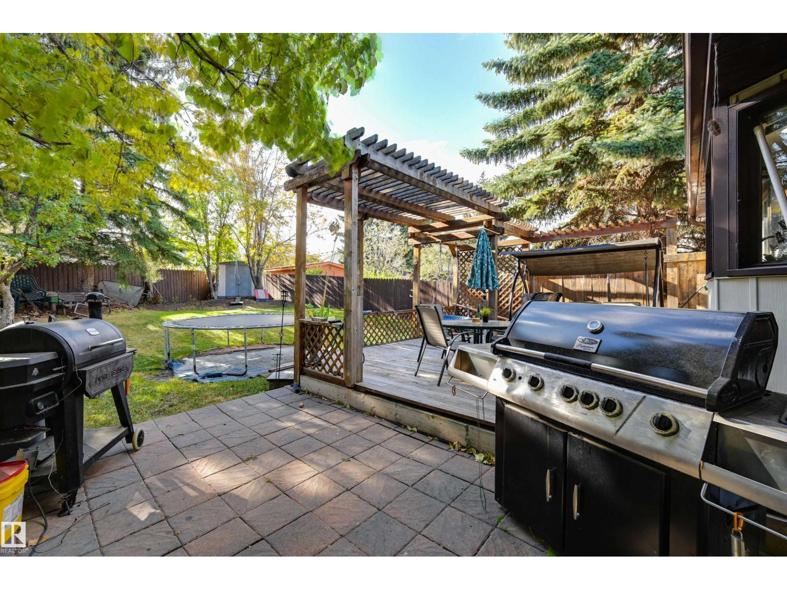 10463 21 Av Nw Nw, Edmonton, Alberta  T6J 5E9 - Photo 29 - E4462659