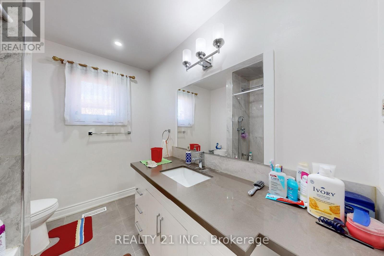 27 Jardine Street, Brampton, Ontario  L6S 3H2 - Photo 25 - W12469786
