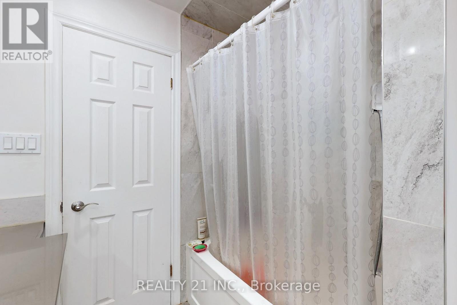 27 Jardine Street, Brampton, Ontario  L6S 3H2 - Photo 26 - W12469786