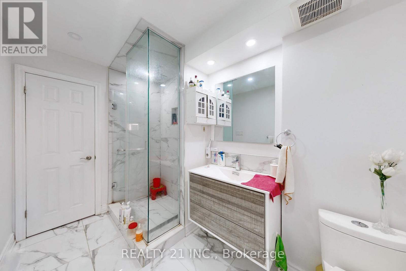 27 Jardine Street, Brampton, Ontario  L6S 3H2 - Photo 31 - W12469786