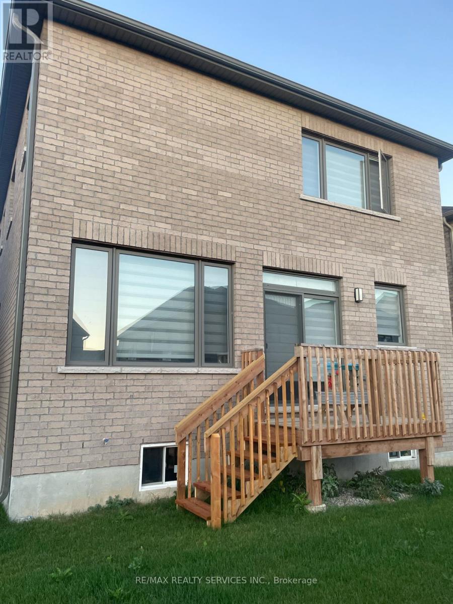 21 PRINCE PHILIP BOULEVARD, North Dumfries, Ontario