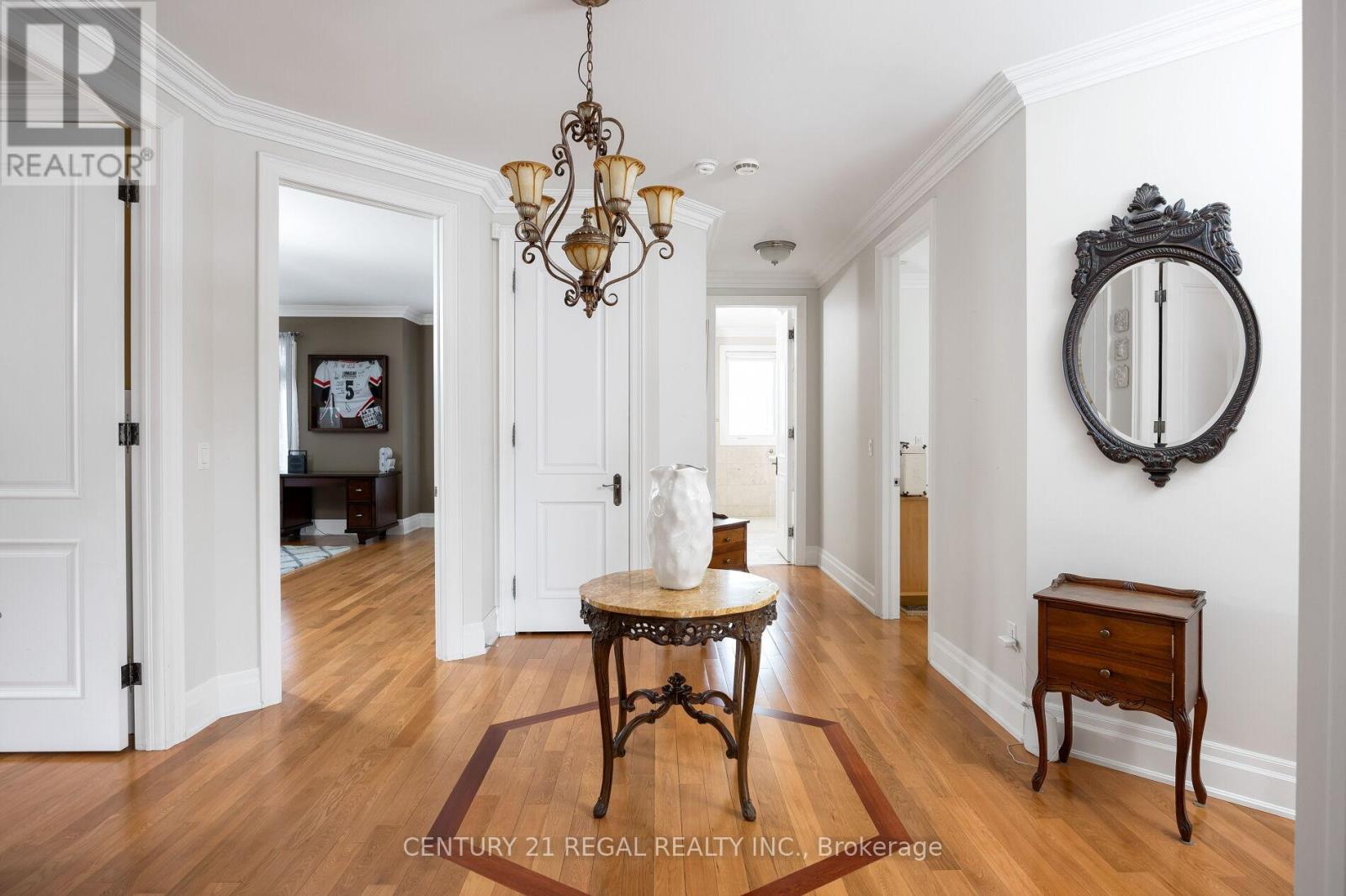 127 Sultana Avenue, Toronto, Ontario  M6A 1T6 - Photo 32 - C12469793