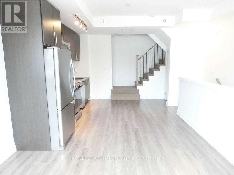 51 - 780 Sheppard Avenue E, Toronto, Ontario  M2K 0E8 - Photo 2 - C12469795