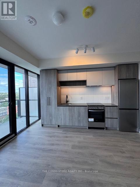 1415 - 181 Sterling Road, Toronto, Ontario  M6R 2B2 - Photo 2 - C12469796