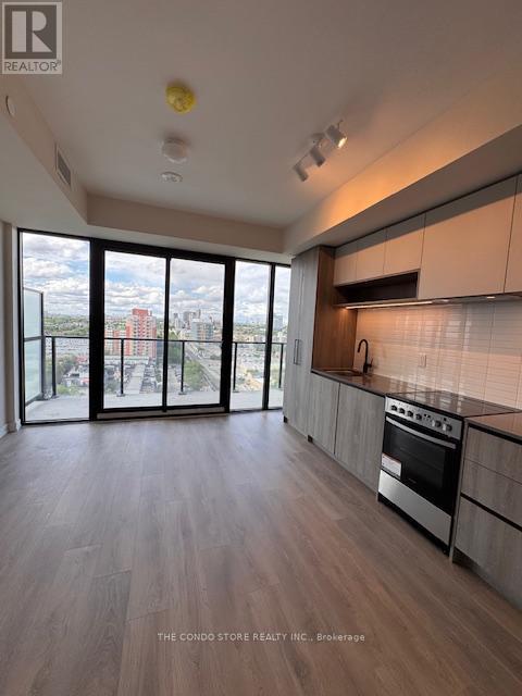 1415 - 181 Sterling Road, Toronto, Ontario  M6R 2B2 - Photo 5 - C12469796