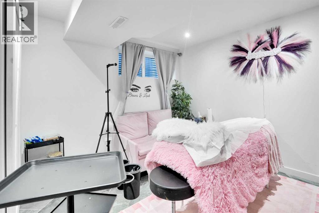 717 Nolan Hill Boulevard Nw, Calgary, Alberta  T3R 0V9 - Photo 12 - A2255736