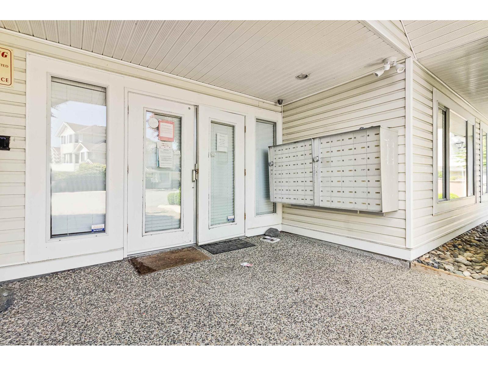 19 7955 122 Street, Surrey, British Columbia  V3W 4T4 - Photo 5 - R3059331