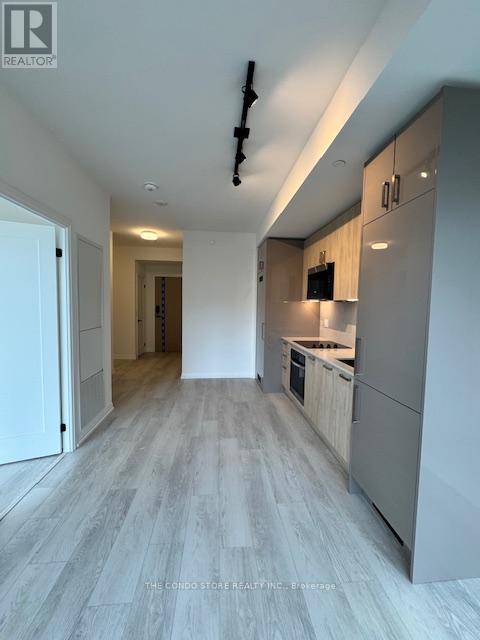 807 - 280 Dundas Street, Toronto, Ontario  M5T 1G2 - Photo 4 - C12469824