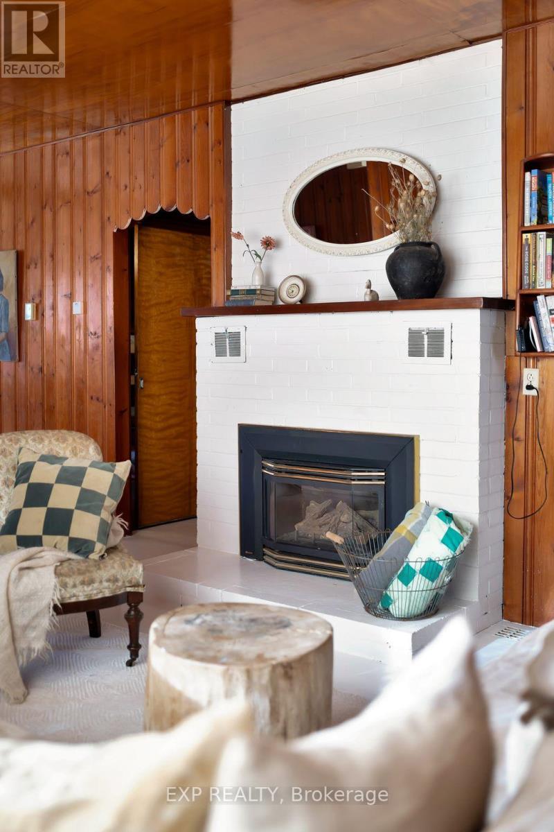42 Paul Street, Prince Edward County, Ontario  K0K 2T0 - Photo 17 - X12469828