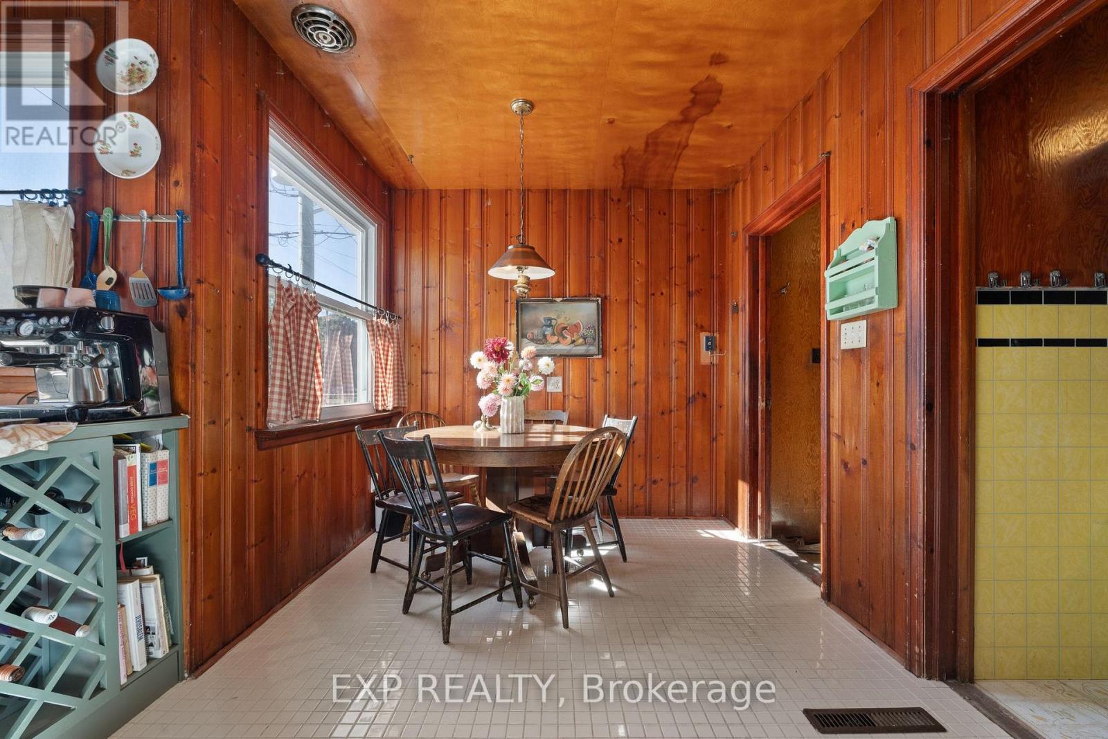 42 Paul Street, Prince Edward County, Ontario  K0K 2T0 - Photo 18 - X12469828