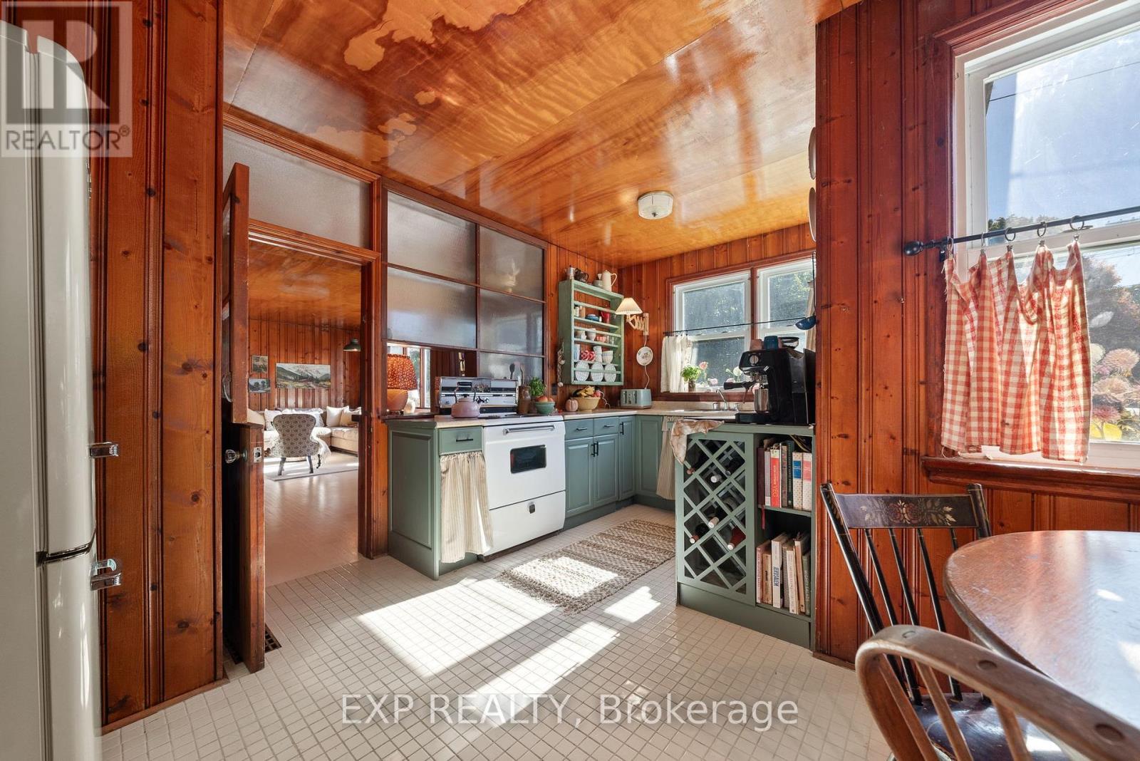 42 Paul Street, Prince Edward County, Ontario  K0K 2T0 - Photo 24 - X12469828