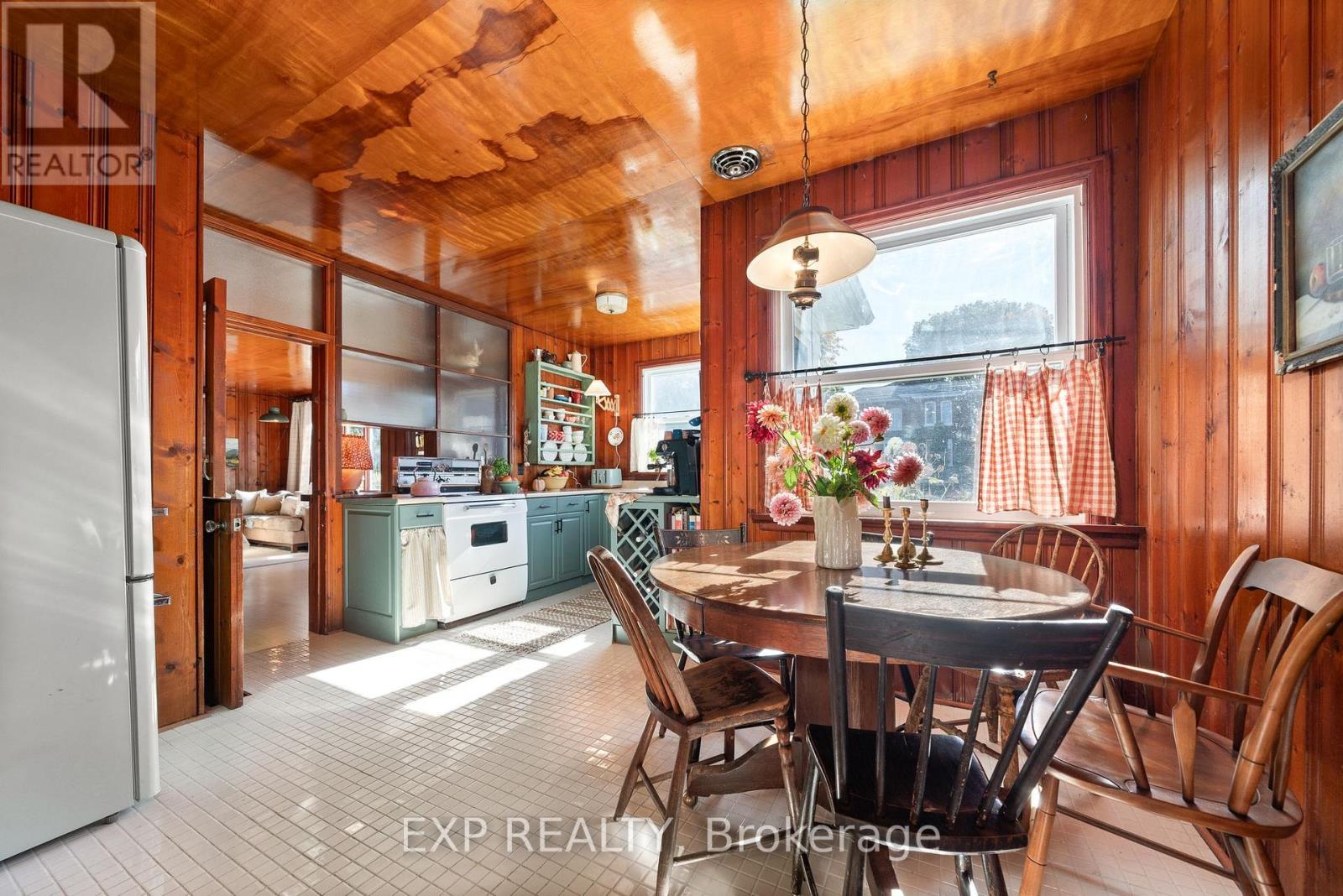 42 Paul Street, Prince Edward County, Ontario  K0K 2T0 - Photo 27 - X12469828