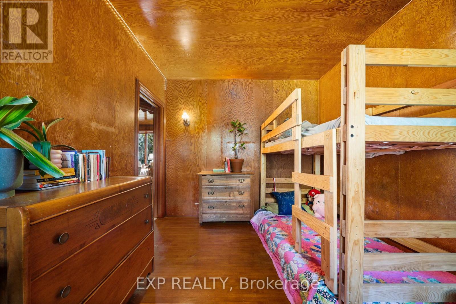 42 Paul Street, Prince Edward County, Ontario  K0K 2T0 - Photo 30 - X12469828