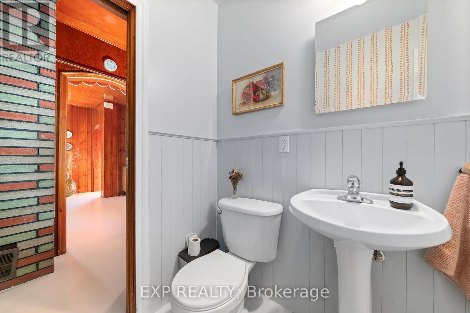 42 Paul Street, Prince Edward County, Ontario  K0K 2T0 - Photo 34 - X12469828