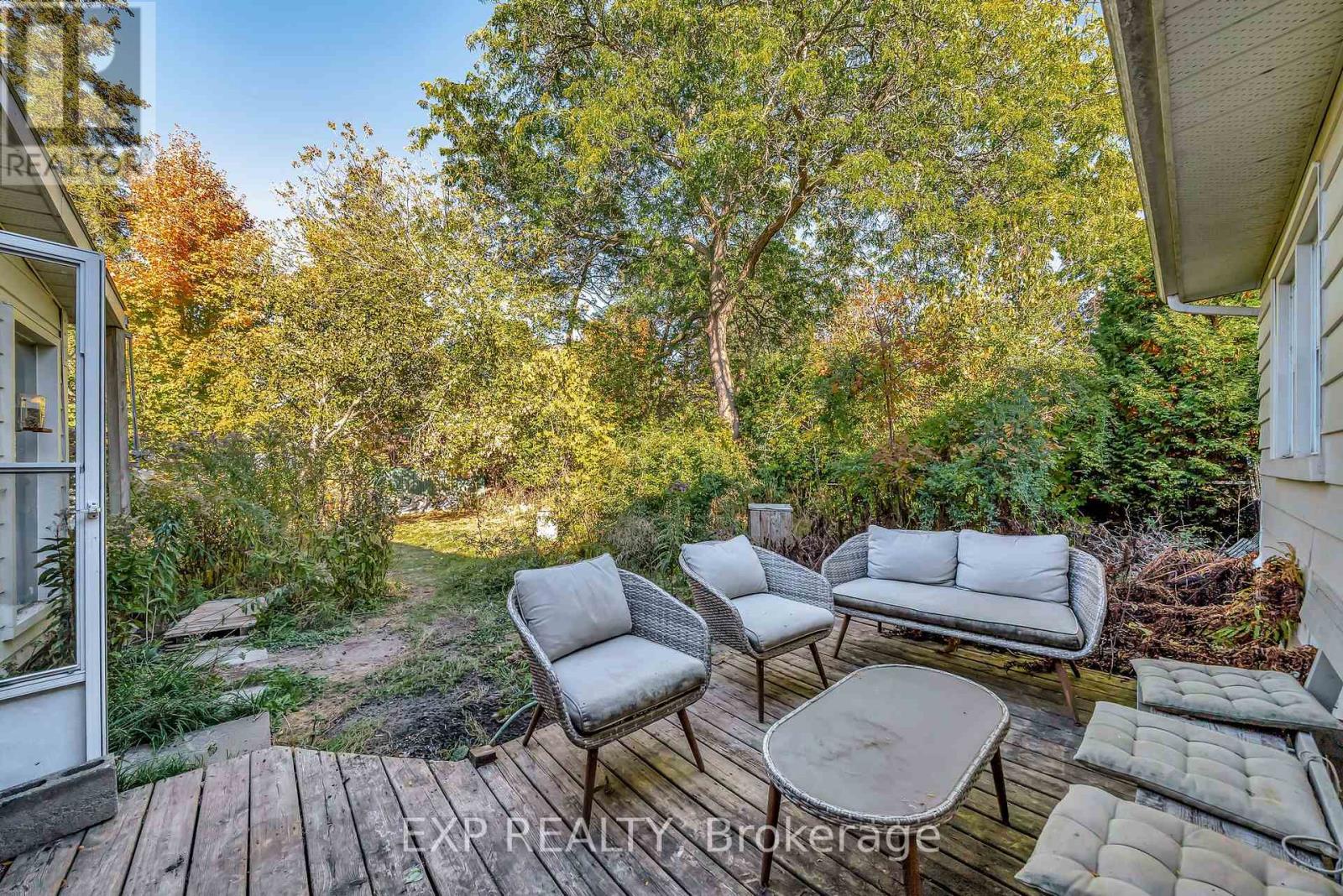 42 Paul Street, Prince Edward County, Ontario  K0K 2T0 - Photo 44 - X12469828