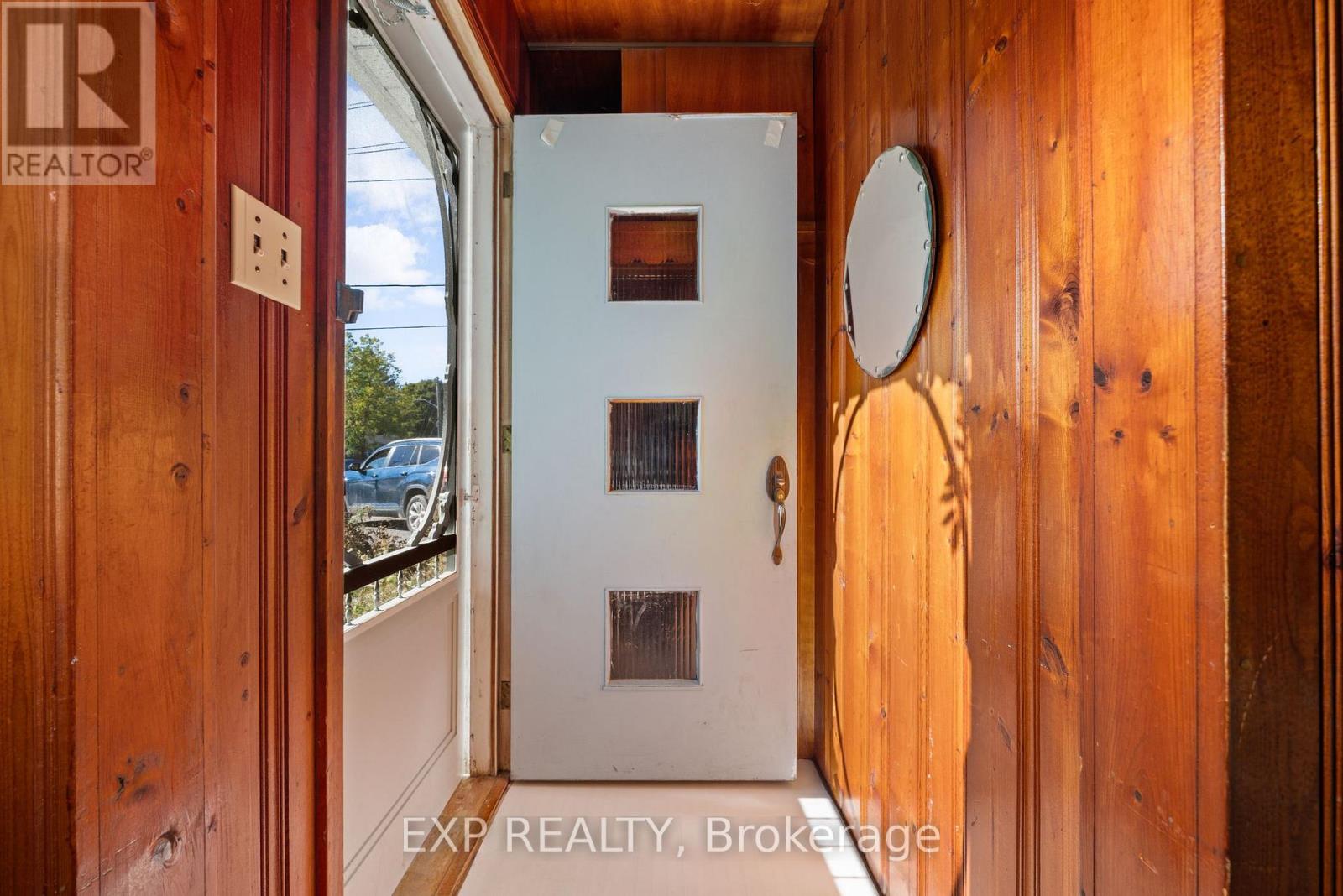 42 Paul Street, Prince Edward County, Ontario  K0K 2T0 - Photo 9 - X12469828