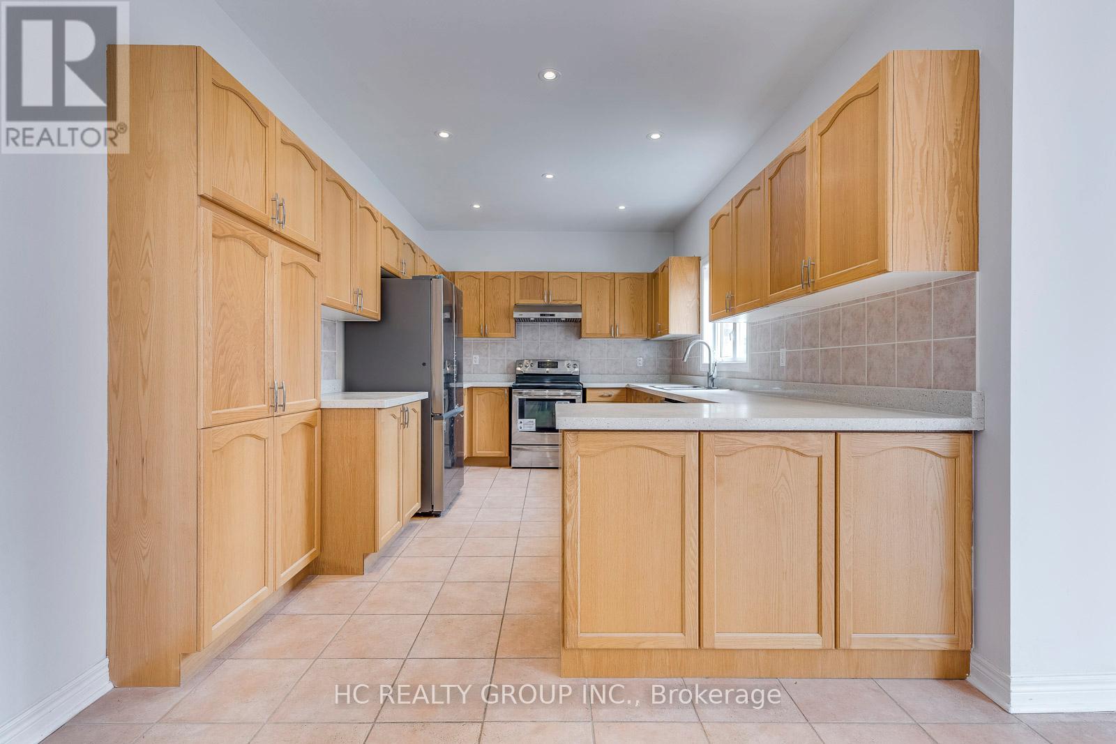 2591 North Ridge Trail, Oakville, Ontario  L6H 7L5 - Photo 13 - W12469813