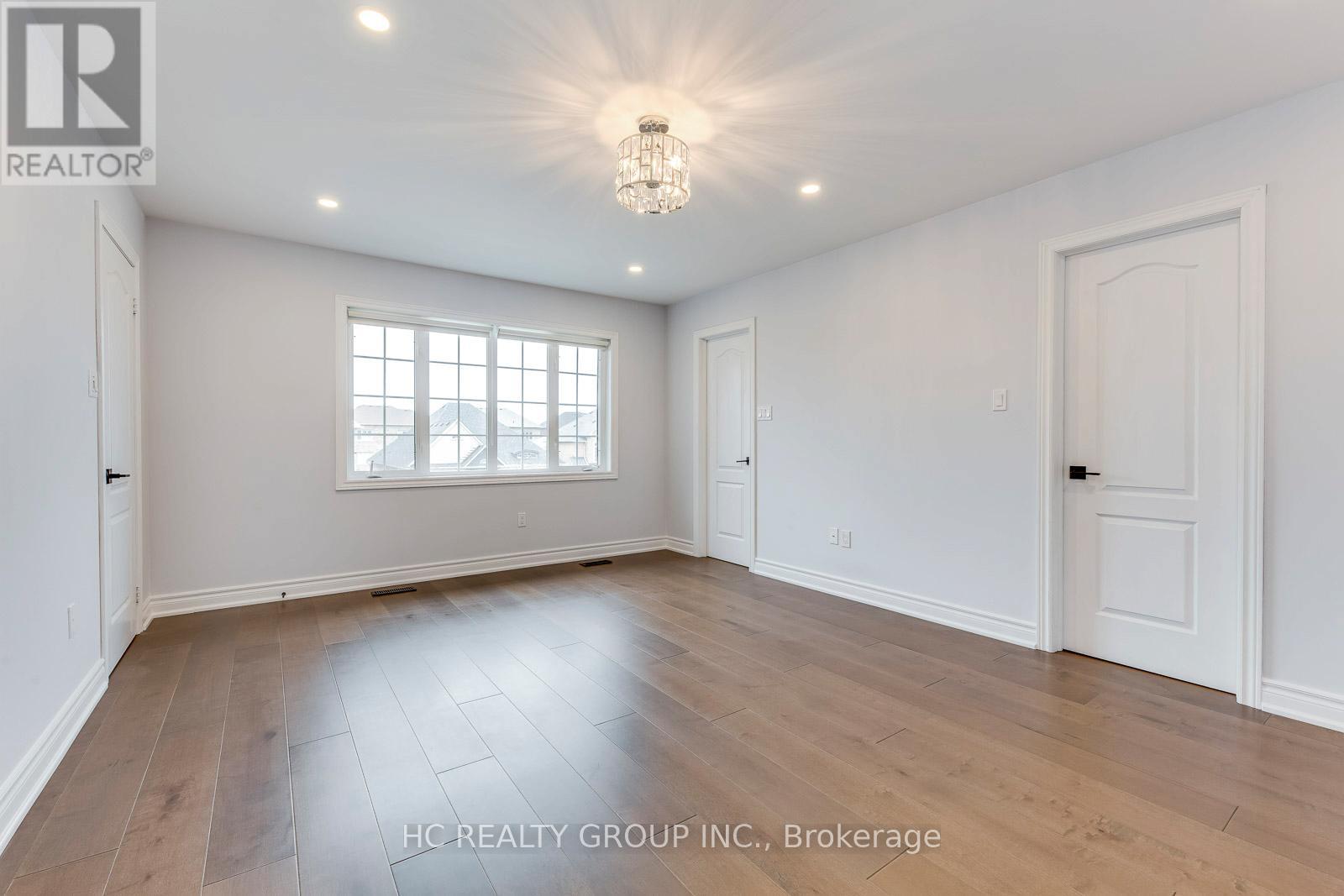 2591 North Ridge Trail, Oakville, Ontario  L6H 7L5 - Photo 25 - W12469813