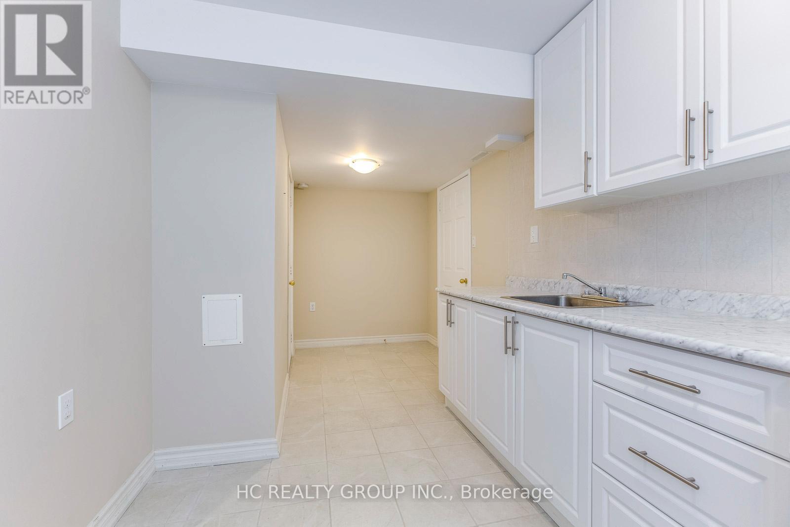 2591 North Ridge Trail, Oakville, Ontario  L6H 7L5 - Photo 35 - W12469813