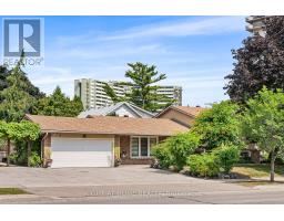 1045 BLOOR STREET, Mississauga, Ontario