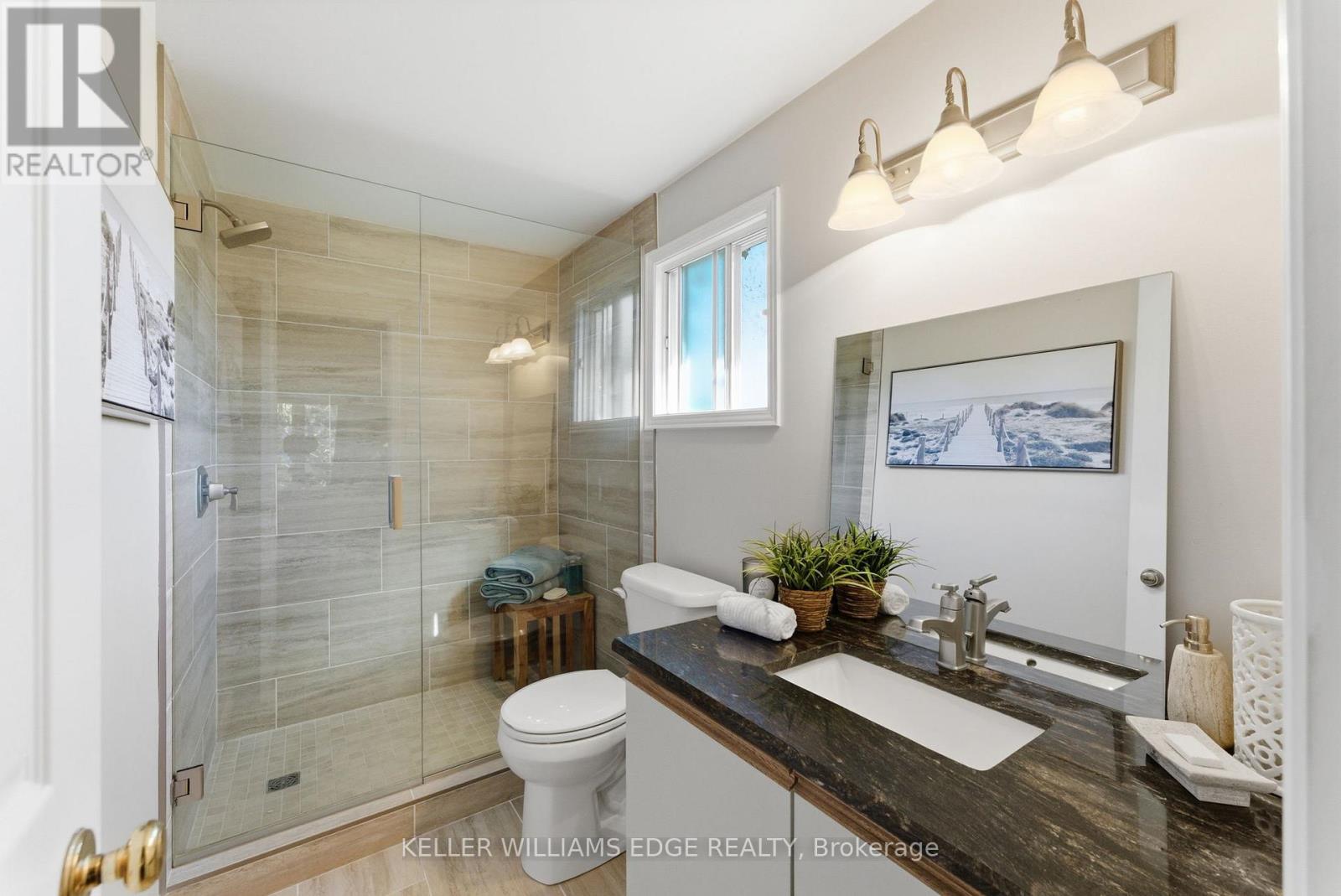2163 Winding Way, Burlington, Ontario  L7M 2Y2 - Photo 22 - W12469821