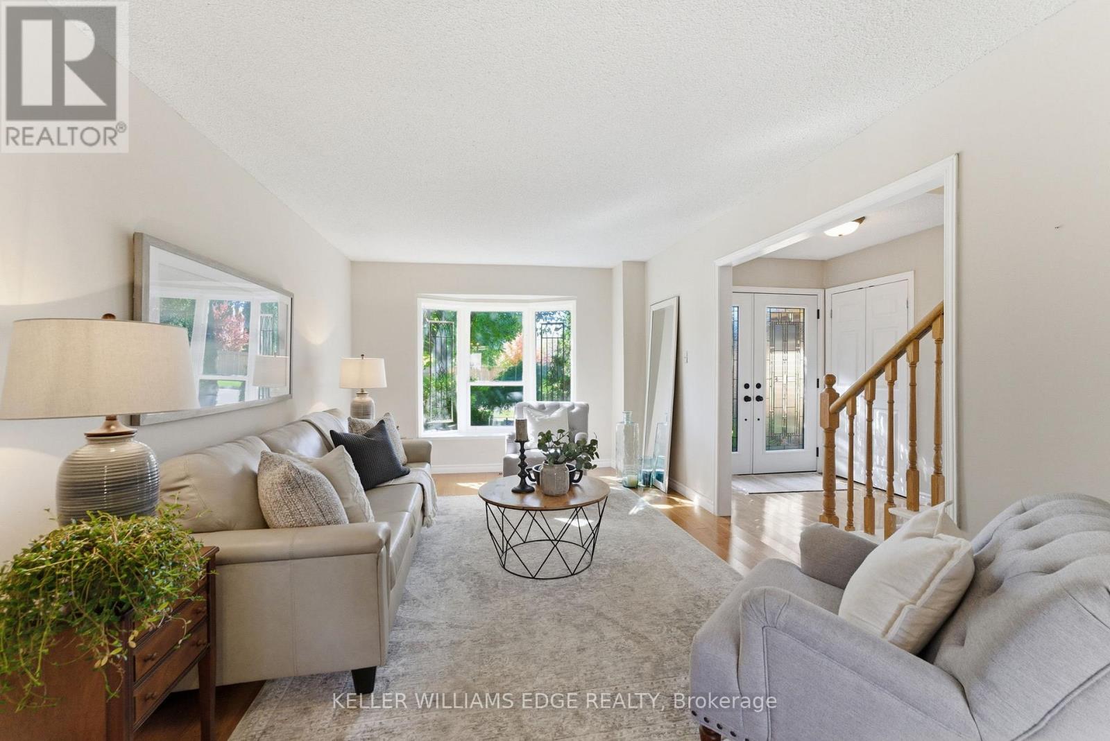 2163 Winding Way, Burlington, Ontario  L7M 2Y2 - Photo 6 - W12469821