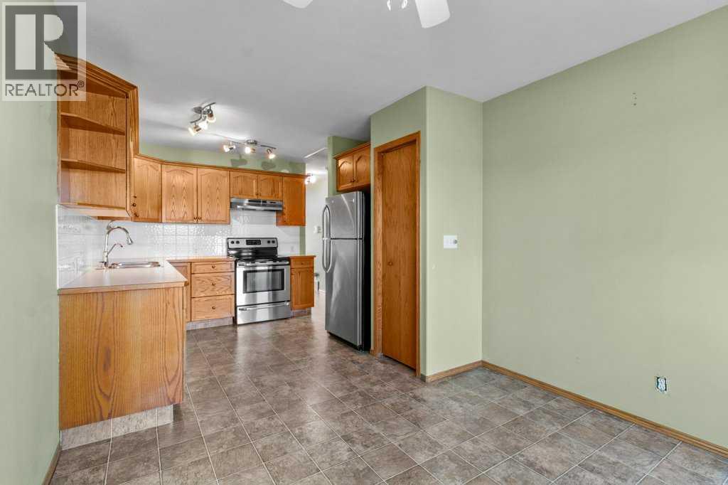 35 Old Boomer Road, Sylvan Lake, Alberta  T4S 1Z1 - Photo 9 - A2264044