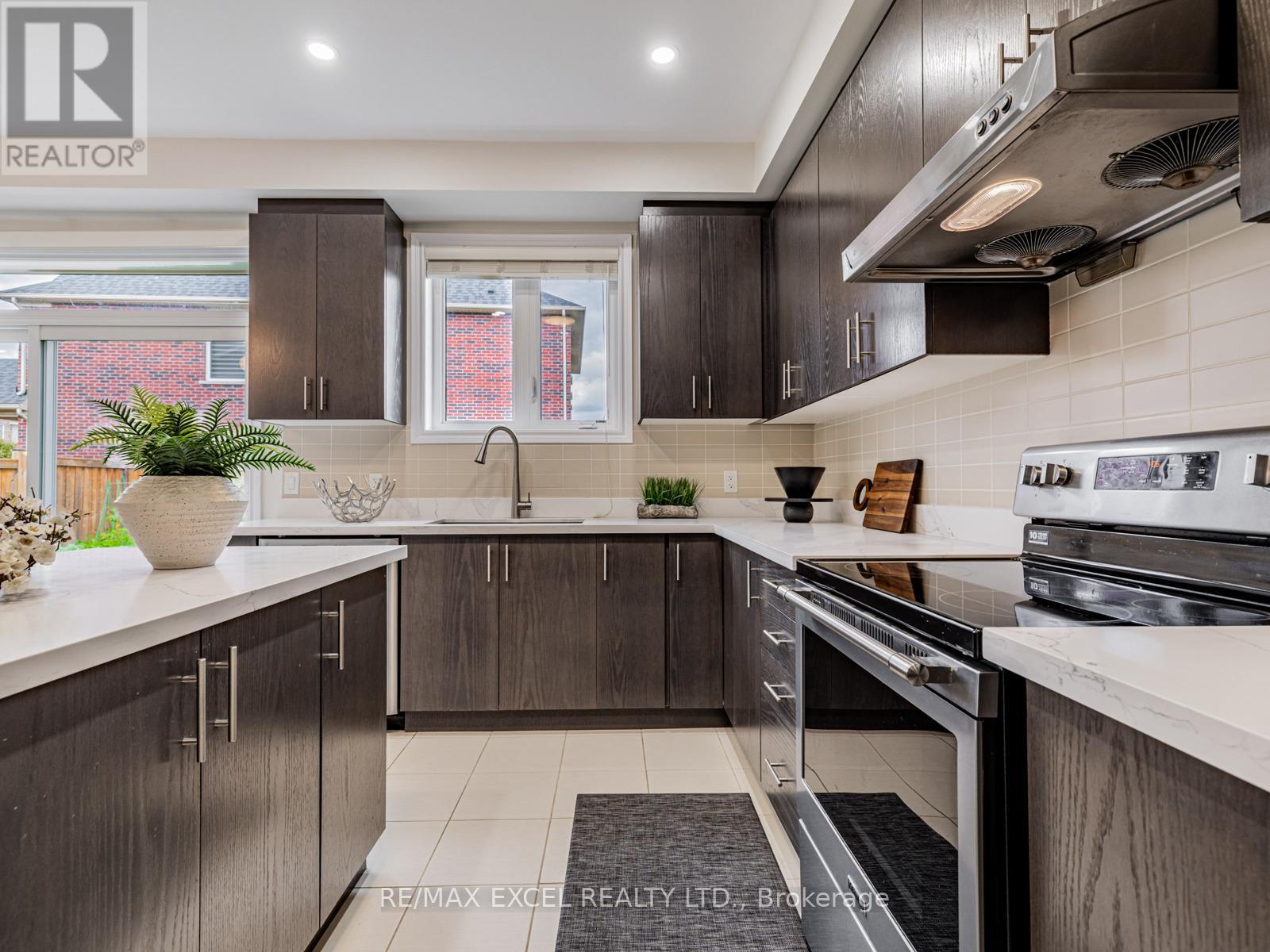 2323 Dobbinton Street, Oshawa, Ontario  L1H 7K4 - Photo 18 - E12469829