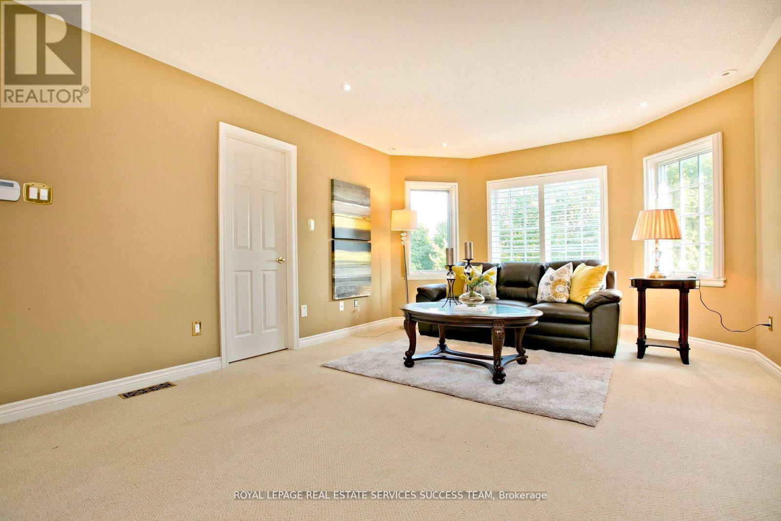37 Heatherwood Crescent, Markham, Ontario  L3R 8W6 - Photo 31 - N12469830