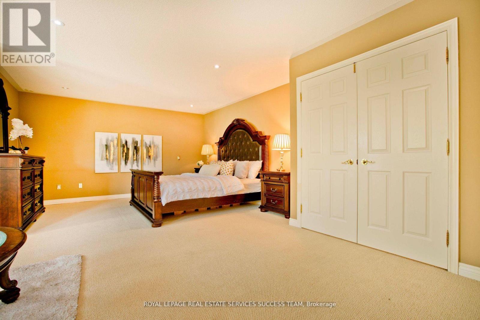 37 Heatherwood Crescent, Markham, Ontario  L3R 8W6 - Photo 32 - N12469830