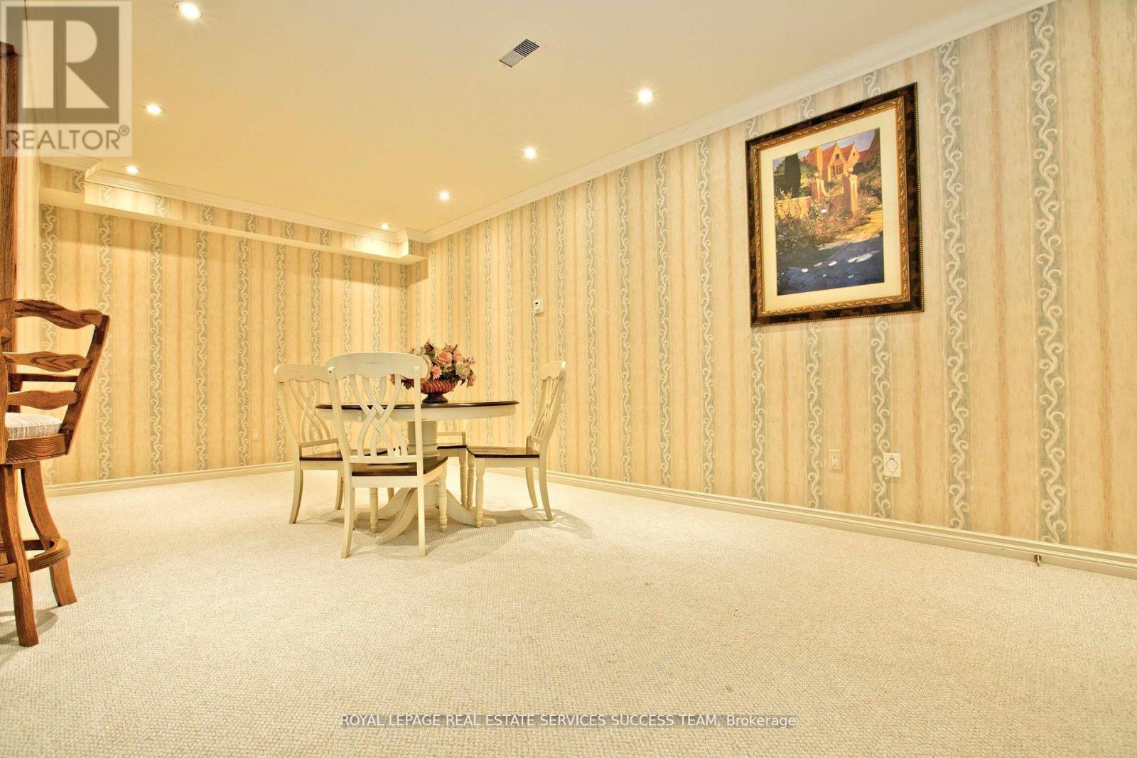 37 Heatherwood Crescent, Markham, Ontario  L3R 8W6 - Photo 37 - N12469830