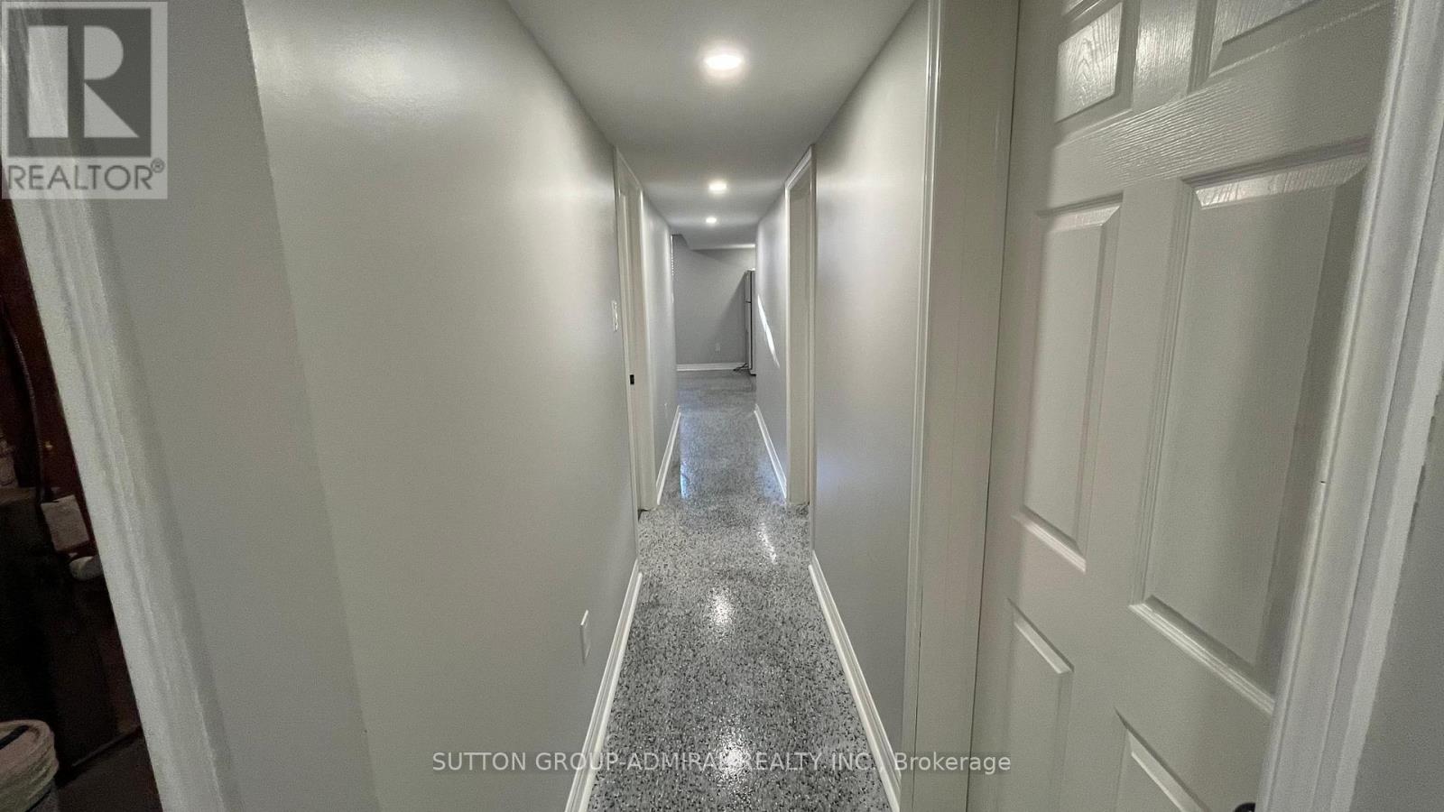 Bsm - 6 White Crescent, Barrie, Ontario  L4N 7M1 - Photo 5 - S12469835