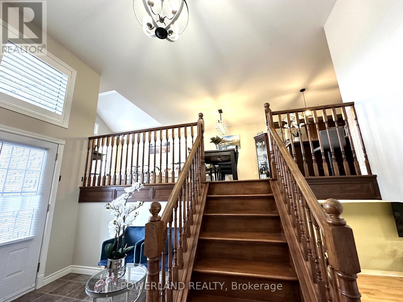 21 Brookland Drive, North Bay, Ontario  P1A 0A1 - Photo 8 - X12469833