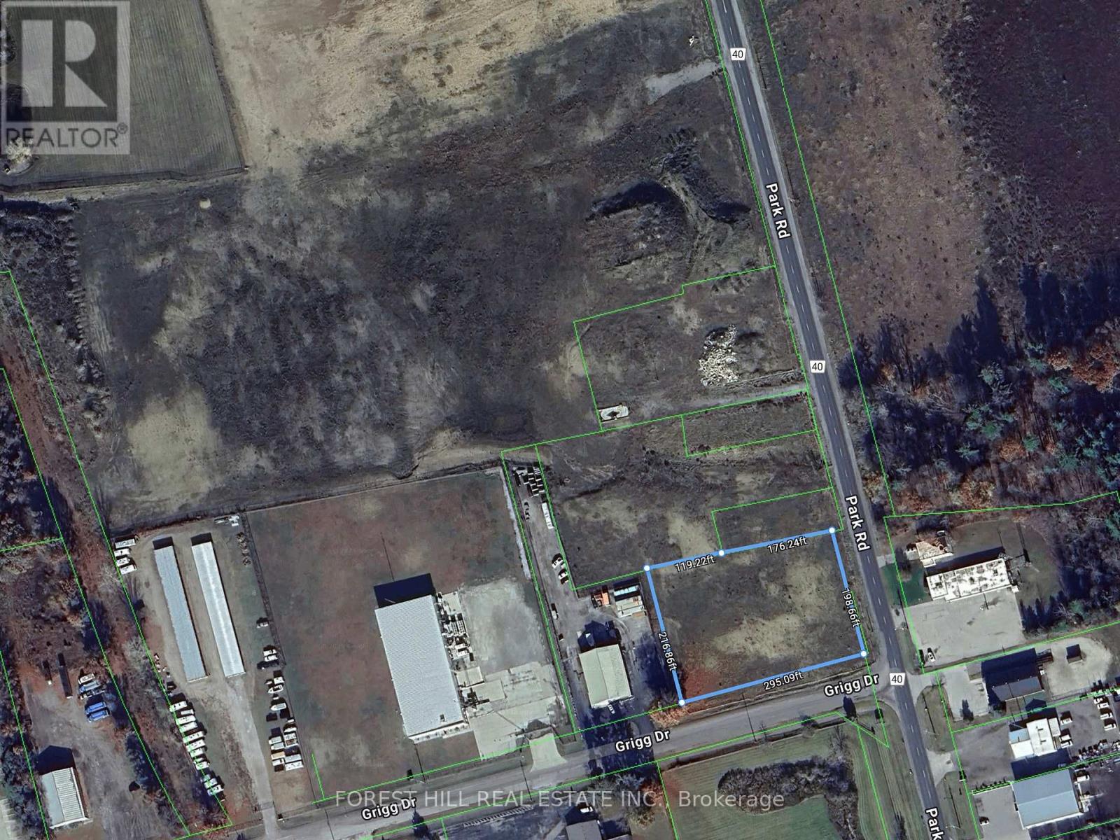 58 Park Road, Norfolk, Ontario  N3Y 4K6 - Photo 2 - X12469834