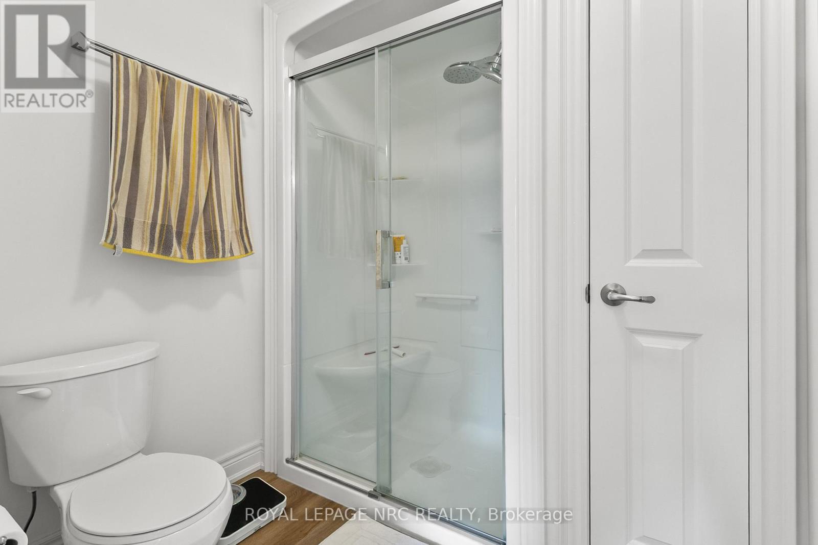 3593 Carolinia Court, Fort Erie, Ontario  L0S 1N0 - Photo 19 - X12469837