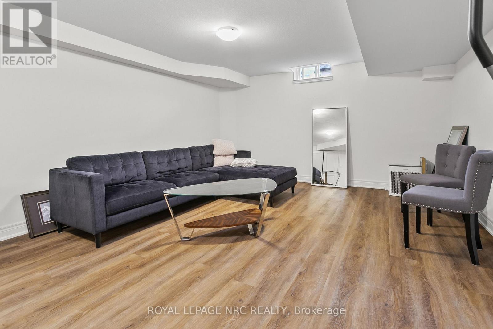 3593 Carolinia Court, Fort Erie, Ontario  L0S 1N0 - Photo 26 - X12469837